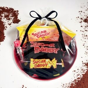 Sugar Daddy Socks Gift Set Mounds Lip Balm in Bow Bowl NWT